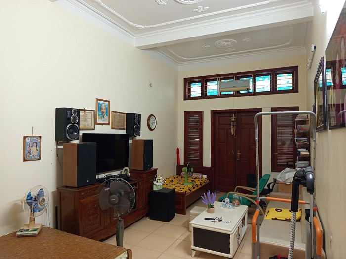 BÁN NHÀ MẶT ĐƯỜNG 3,5 TẦNG - TRUNG TÂM PHỐ CHỢ ĐÔN, HẢI PHÒNG - VỊ TRÍ ĐẮC ĐỊA, KINH DOANH SẦM UẤT